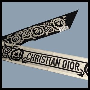 Dior Womens Blk Wht Silk Logo Floral Mitzah Scarf